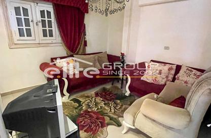شقة - 3 غرف نوم - 1 حمام للبيع في حي اول المنتزة - الاسكندرية
