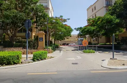 شقة - 2 غرف نوم - 2 حمامات للبيع في التو - اب تاون كايرو - المقطم - القاهرة