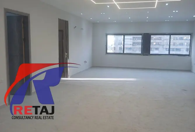 72440676 - Property Image 2