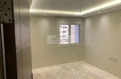 Apartment - 3 Bedrooms - 2 Bathrooms for rent in Mostafa Al Nahas St. - 6th Zone - Nasr City - Cairo