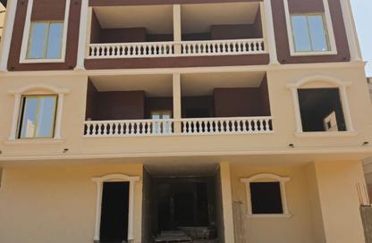 Apartment - 3 Bedrooms - 2 Bathrooms for sale in New Narges - New Cairo City - Cairo