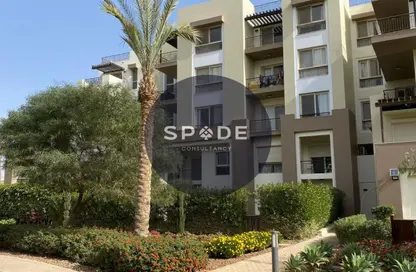 Apartment - 3 Bedrooms - 3 Bathrooms for sale in Fountain Side - Uptown Cairo - Mokattam - Cairo