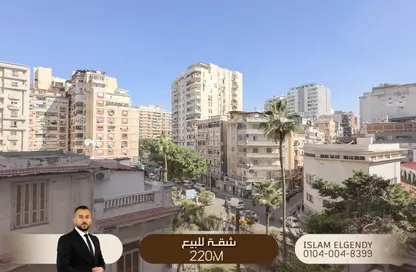 شقة - 3 غرف نوم - 2 حمامات للبيع في شارع عبد المنعم الدليل - ثروت - حي شرق - الاسكندرية