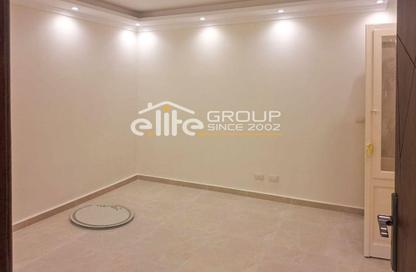 Apartment - 3 Bedrooms - 2 Bathrooms for sale in Mostafa Kamel St. - Smouha - Hay Sharq - Alexandria