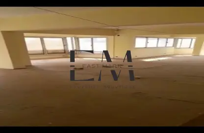 Shop - Studio - 1 Bathroom for sale in Ammar Ibn Yasser St. - El Hegaz Square - El Nozha - Cairo