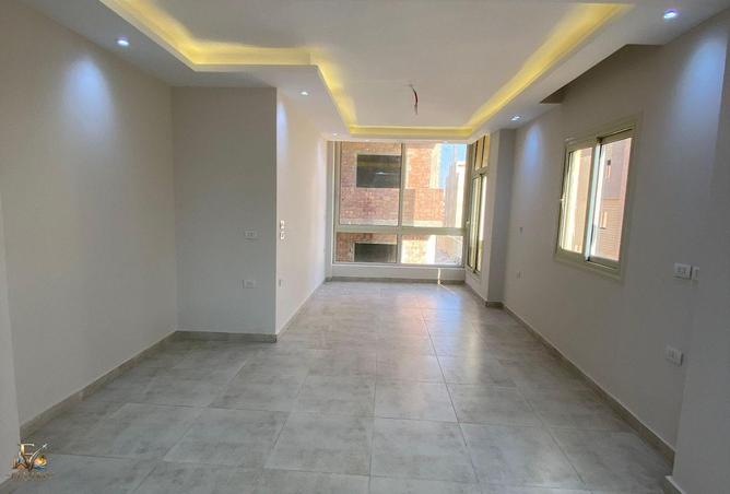 92413883 - صورة العقار 3