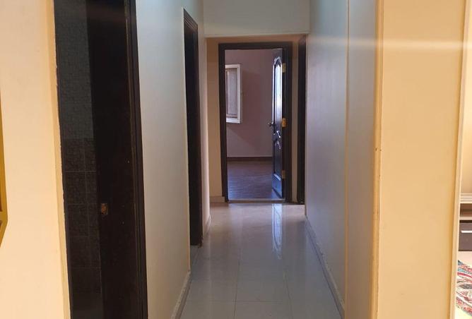 54233230 - صورة العقار 2