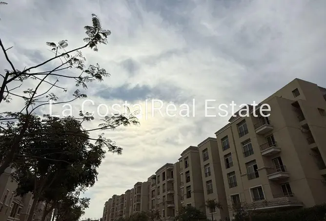 57244146 - Property Image 2