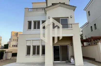 فيلا - 4 غرف نوم - 4 حمامات للايجار في سيليستا هيلز - اب تاون كايرو - المقطم - القاهرة