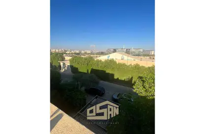 تاون هاوس - 5 غرف نوم - 4 حمامات للايجار في جولف فيوز - طريق مصر اسكندرية الصحراوي - مدينة 6 أكتوبر - الجيزة