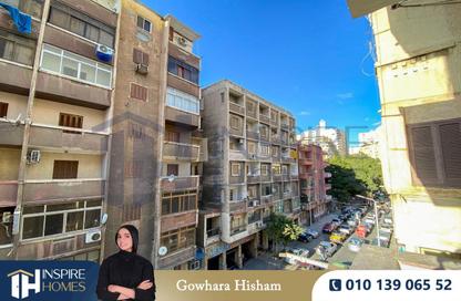 Apartment - 3 Bedrooms - 1 Bathroom for rent in Bolkly - Hay Sharq - Alexandria