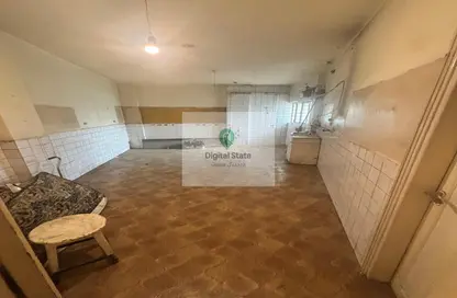 Apartment - 3 Bedrooms - 2 Bathrooms for sale in Al Hegaz St. - El Mahkama Square - Heliopolis - Masr El Gedida - Cairo