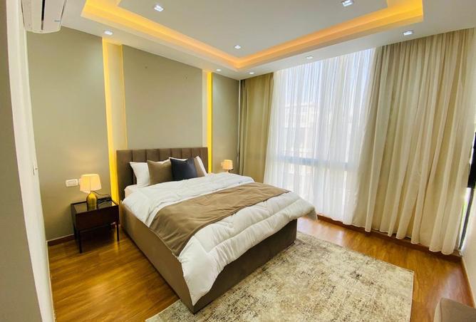 98002405 - Property Image 3