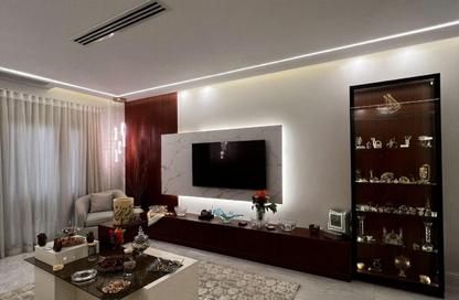 Penthouse - 4 Bedrooms - 4 Bathrooms for sale in Galleria Residences - South Investors Area - New Cairo City - Cairo