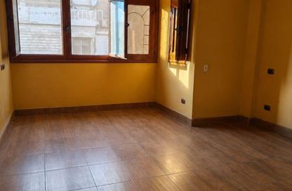 Apartment - 3 Bedrooms - 1 Bathroom for rent in Al Mesaha St. - Dokki - Giza Apartment - 3 Bedrooms - 1 Bathroom for rent in Al Mesaha St. - Dokki - Giza