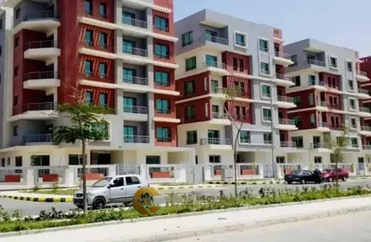 Apartment - 2 Bedrooms - 2 Bathrooms for sale in Al Fardous City - Al Wahat Road - 6 October City - Giza