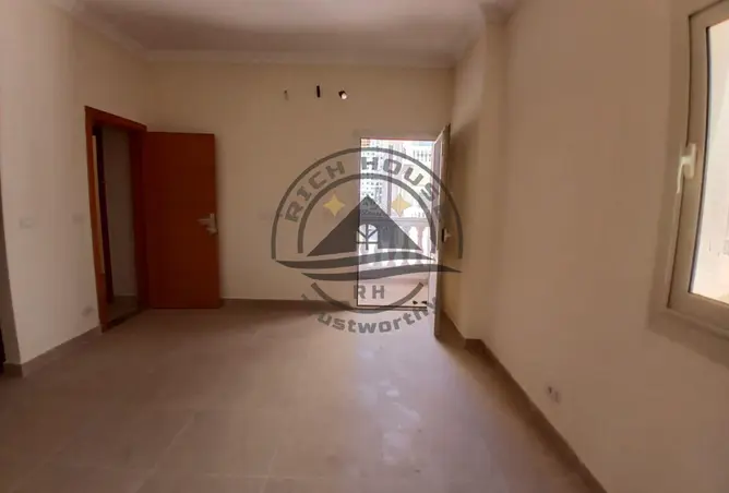 113800632 - Property Image 2