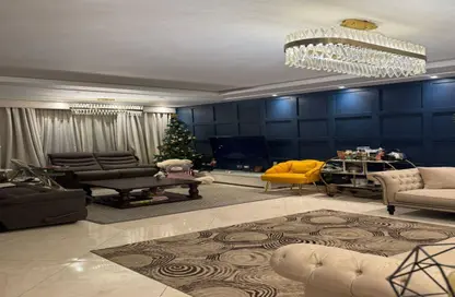 Apartment - 3 Bedrooms - 3 Bathrooms for sale in Stone Residence - 5th Settlement Compounds - The 5th Settlement - New Cairo City - Cairo