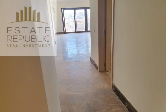 8651002 - Property Image 3