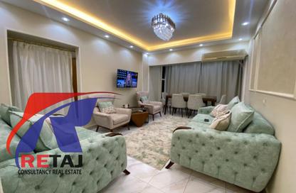 Apartment - 2 Bedrooms - 1 Bathroom for rent in Al Nasr Road - 1st Zone - Nasr City - Cairo