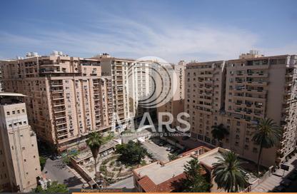 Apartment - 3 Bedrooms - 2 Bathrooms for sale in Tout Ankh Amoun St. - Smouha - Hay Sharq - Alexandria