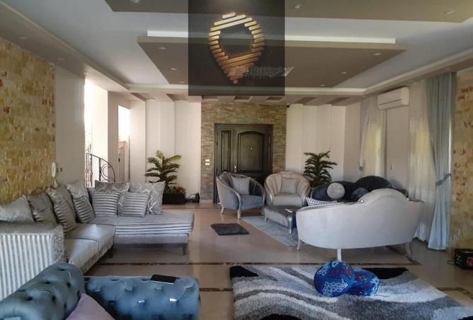 8560668 - Property Image 2