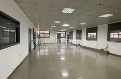 محل - استوديو - 4 حمامات للايجار في القرية الذكية - طريق مصر اسكندرية الصحراوي - مدينة 6 أكتوبر - الجيزة