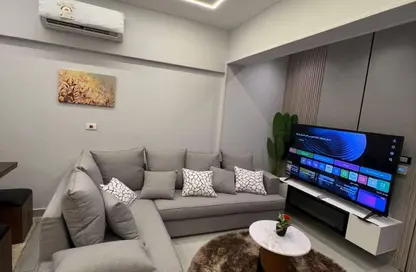 Apartment - 2 Bedrooms - 2 Bathrooms for rent in Street 9 - Maadi - Hay El Maadi - Cairo