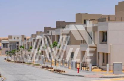 Townhouse - 4 - 4 for sale in Palm Hills New Cairo - 5th Settlement Compounds - The 5th Settlement - New Cairo City - Cairo