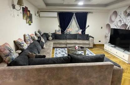Apartment - 3 Bedrooms - 3 Bathrooms for rent in Nabil Al Wakkad St. - Ard El Golf - Heliopolis - Masr El Gedida - Cairo
