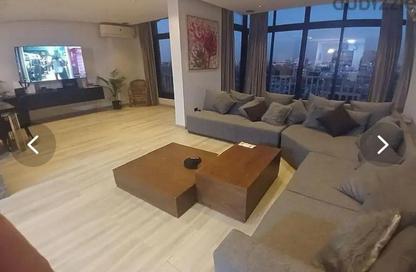 Apartment - 3 Bedrooms - 2 Bathrooms for sale in Bahgat Ali St. (Ebn Al Nabeh) - Zamalek - Cairo