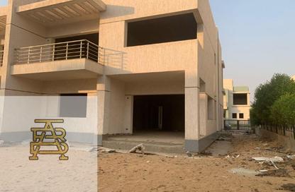 Villa - 4 Bedrooms - 3 Bathrooms for sale in Madinaty - Cairo