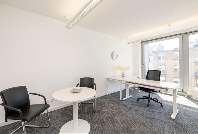 55999076 - Property Main Image