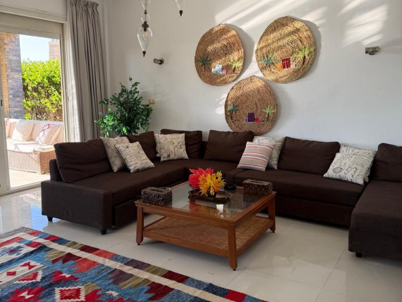 5BR Villa For Sale| First Row | Amwaj thumbnail
