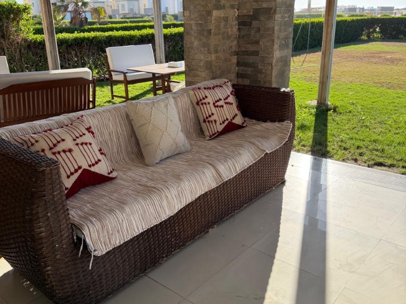 5BR Villa For Sale| First Row | Amwaj thumbnail