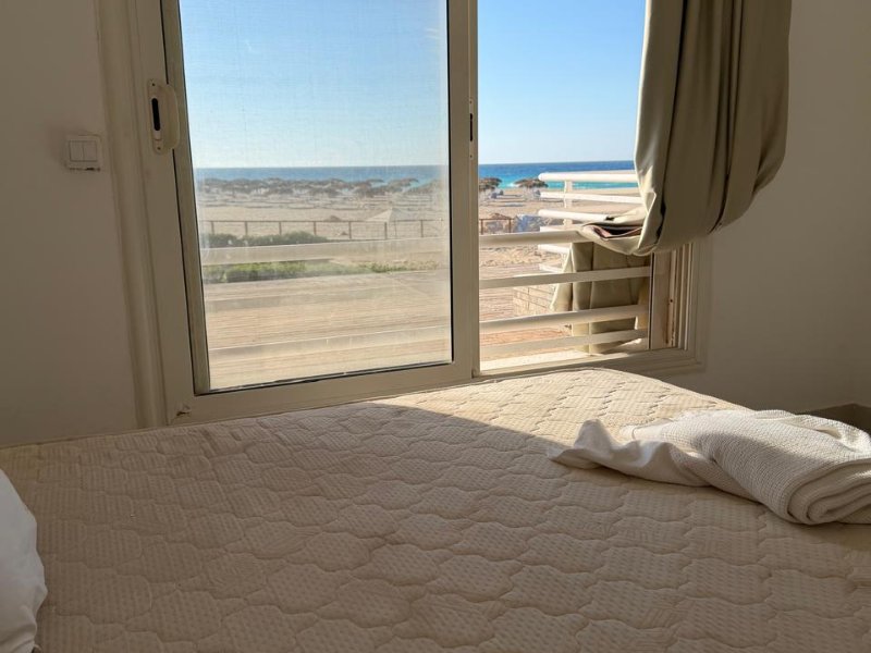 5BR Villa For Sale| First Row | Amwaj thumbnail