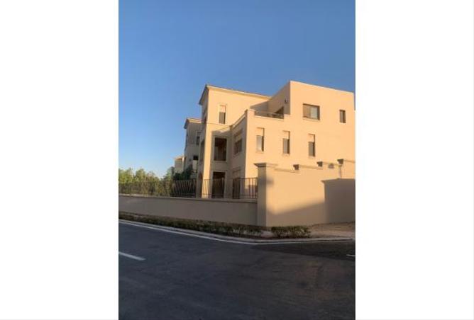 66437187 - Property Image 2