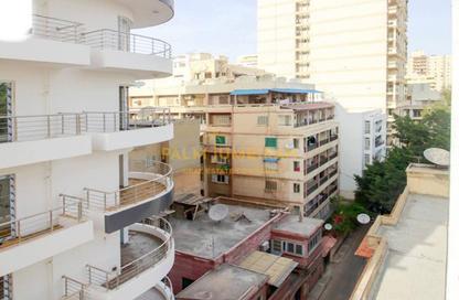 Apartment - 4 Bedrooms - 1 Bathroom for sale in Kafr Abdo St. - Kafr Abdo - Roushdy - Hay Sharq - Alexandria