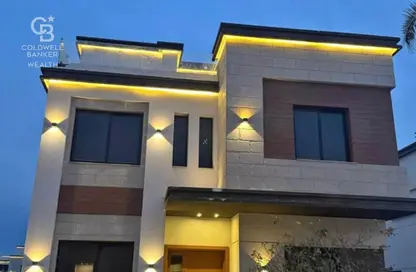 Villa - 5 Bedrooms - 6 Bathrooms for sale in Azzar - 5th Settlement Compounds - The 5th Settlement - New Cairo City - Cairo