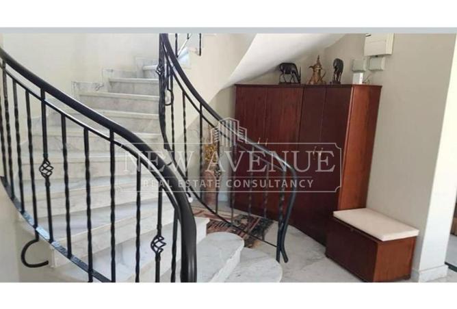 98829018 - Property Image 3