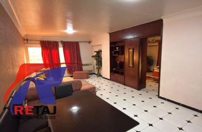 Apartment - 3 Bedrooms - 1 Bathroom for rent in Amin Al Rihani St. - 6th Zone - Nasr City - Cairo