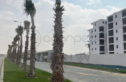 Apartment - 2 Bedrooms - 2 Bathrooms for sale in Lake View Residence 2 - 5th Settlement Compounds - The 5th Settlement - New Cairo City - Cairo