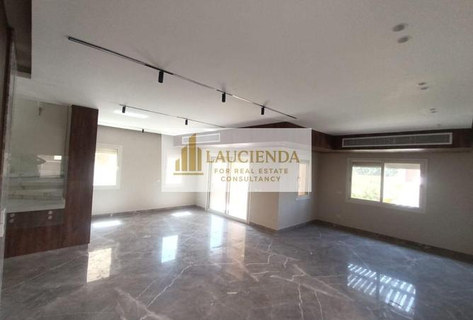 8567906 - Property Image 2