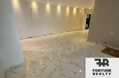 Apartment - 3 Bedrooms - 2 Bathrooms for sale in La Mirada Compound - 5th Settlement Compounds - The 5th Settlement - New Cairo City - Cairo