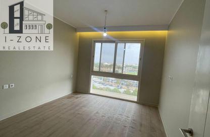 Apartment - 3 Bedrooms - 3 Bathrooms for rent in The Fourteen Golf Residences - Uptown Cairo - Mokattam - Cairo