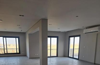 (بنتهاوس  (روف - 3 غرف نوم - 3 حمامات للايجار في فيلدج ويست - كمبوندات الشيخ زايد - الشيخ زايد - الجيزة