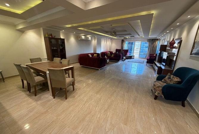 8570739 - Property Main Image