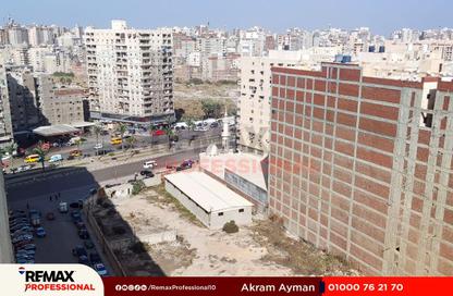 شقة - 2 غرف نوم - 1 حمام للبيع في شارع السيوف - السيوف - حي اول المنتزة - الاسكندرية