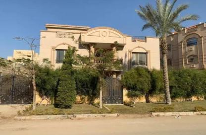 Townhouse - 4 Bedrooms - 3 Bathrooms for sale in Green Valley - 5th District - Shorouk City - Cairo