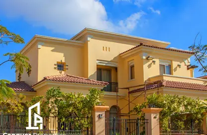 Villa - 4 Bedrooms - 3 Bathrooms for sale in Uptown Cairo - Mokattam - Cairo